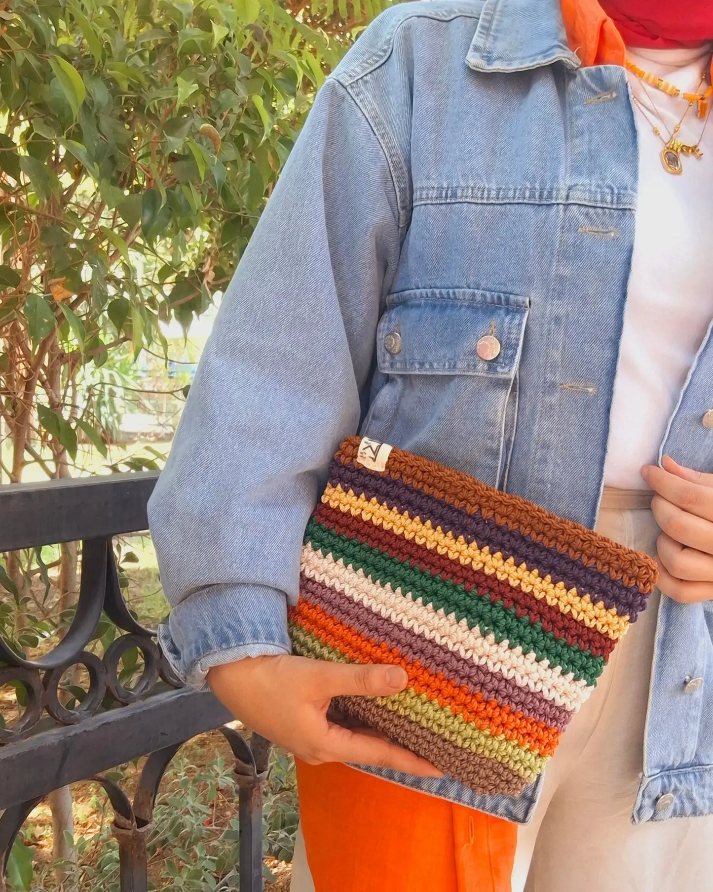Stripe Pop Clutch