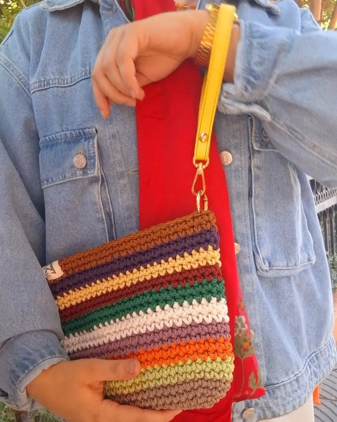 Stripe Pop Clutch