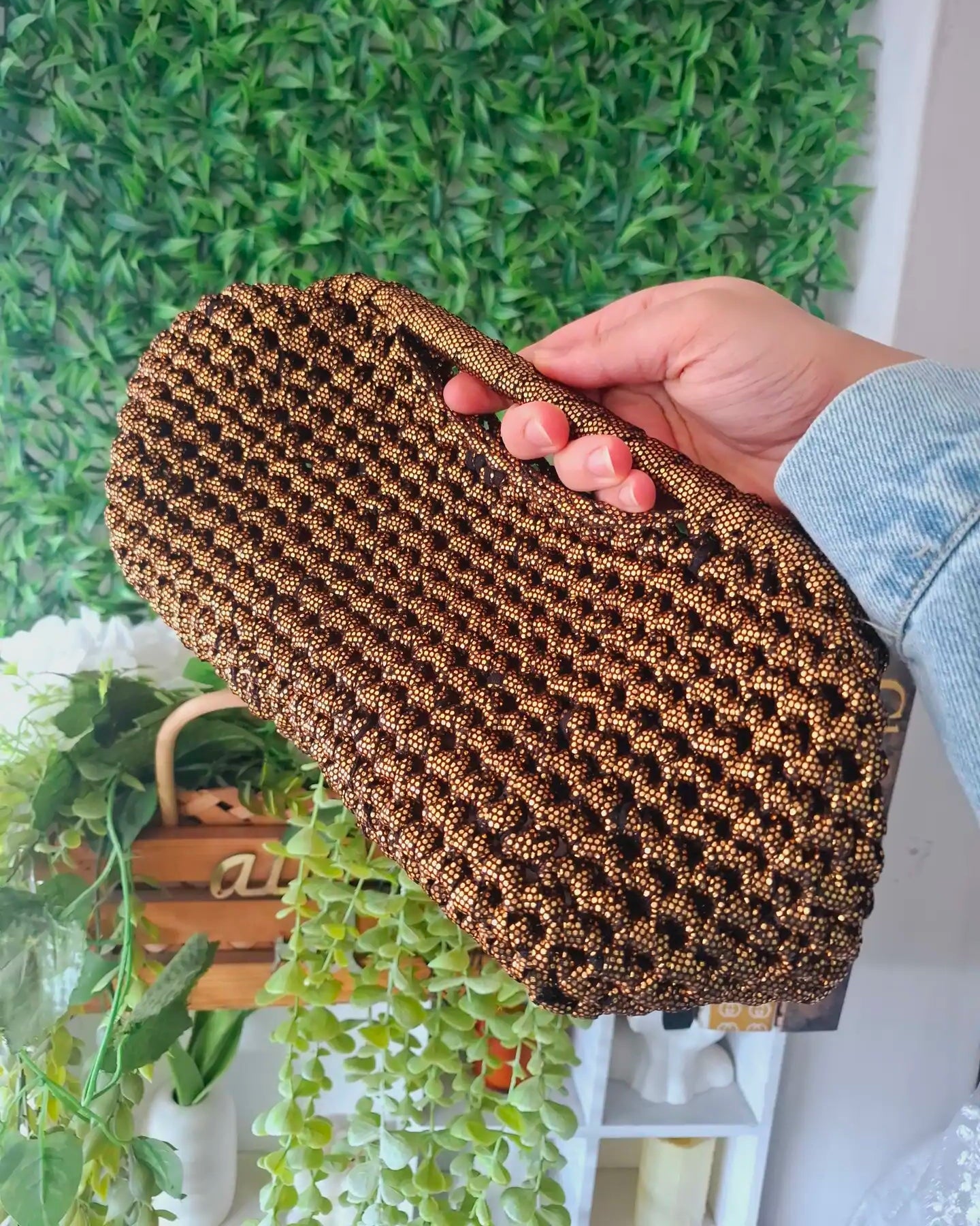 Royal Touch Clutch