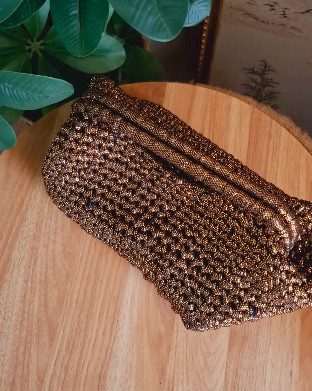 Royal Touch Clutch
