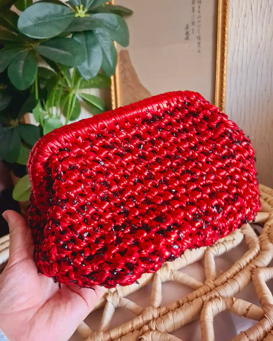 Raffia Rouge
